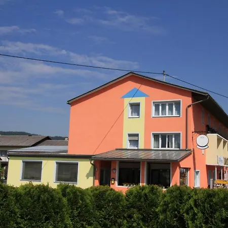 Check In Eck Motel *