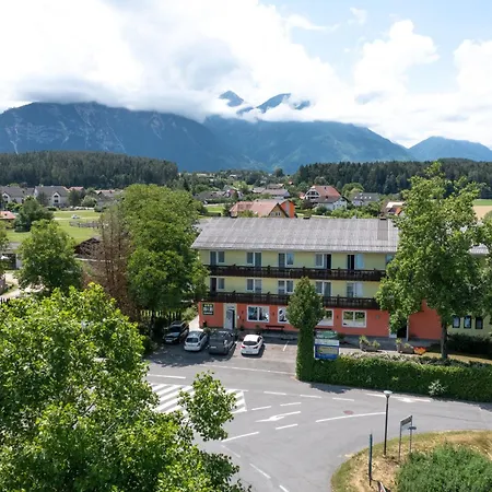 Check In Eck Motel *