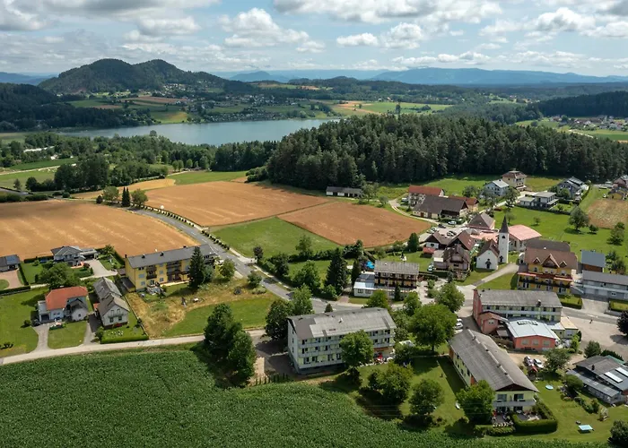 Check In Eck מוטל